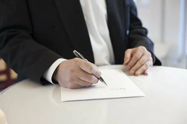 Wzór doc oświadczenia czy spółka jest cudzoziemcem – jak uniknąć błędów