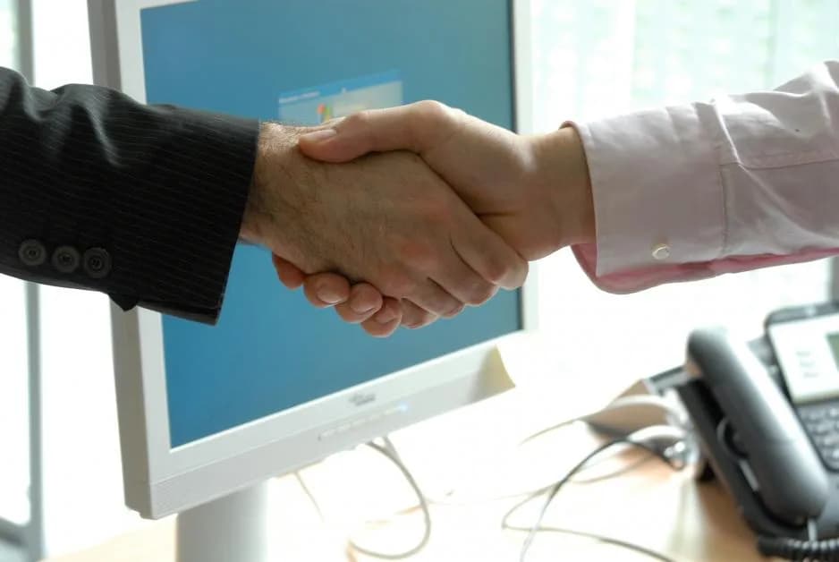 Spółka cywilna ile osób – minimum wspólników i ich rola w biznesie