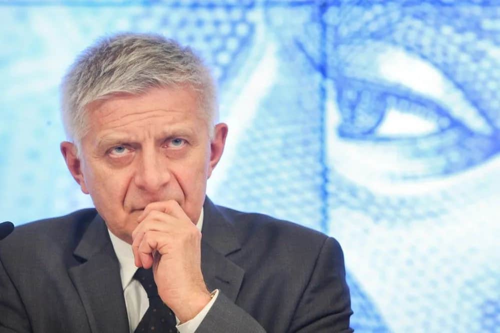 Ile zarabia prezes NBP Marek Belka? Zaskakujące fakty o wynagrodzeniu